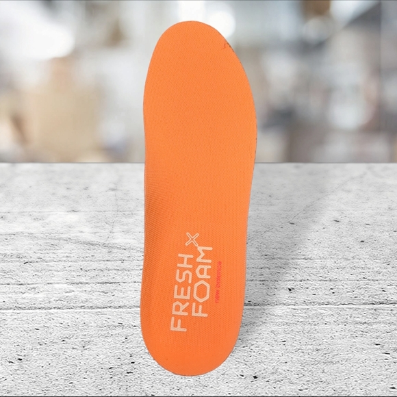 TraQ by Algeria sneakers. Womens size 10 - Picture 11 of 15